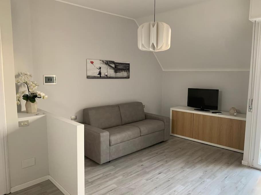 Апартаменти Milano Besana Rent House Екстер'єр фото